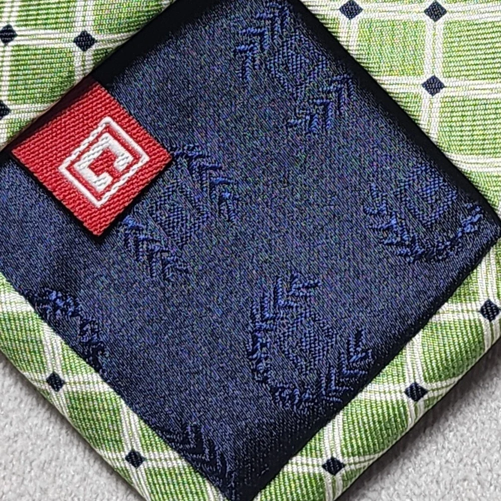 CHAPS Boy's Clip On‎ Pre-Tied Silk Tie Green White Square Black Diamond Pattern